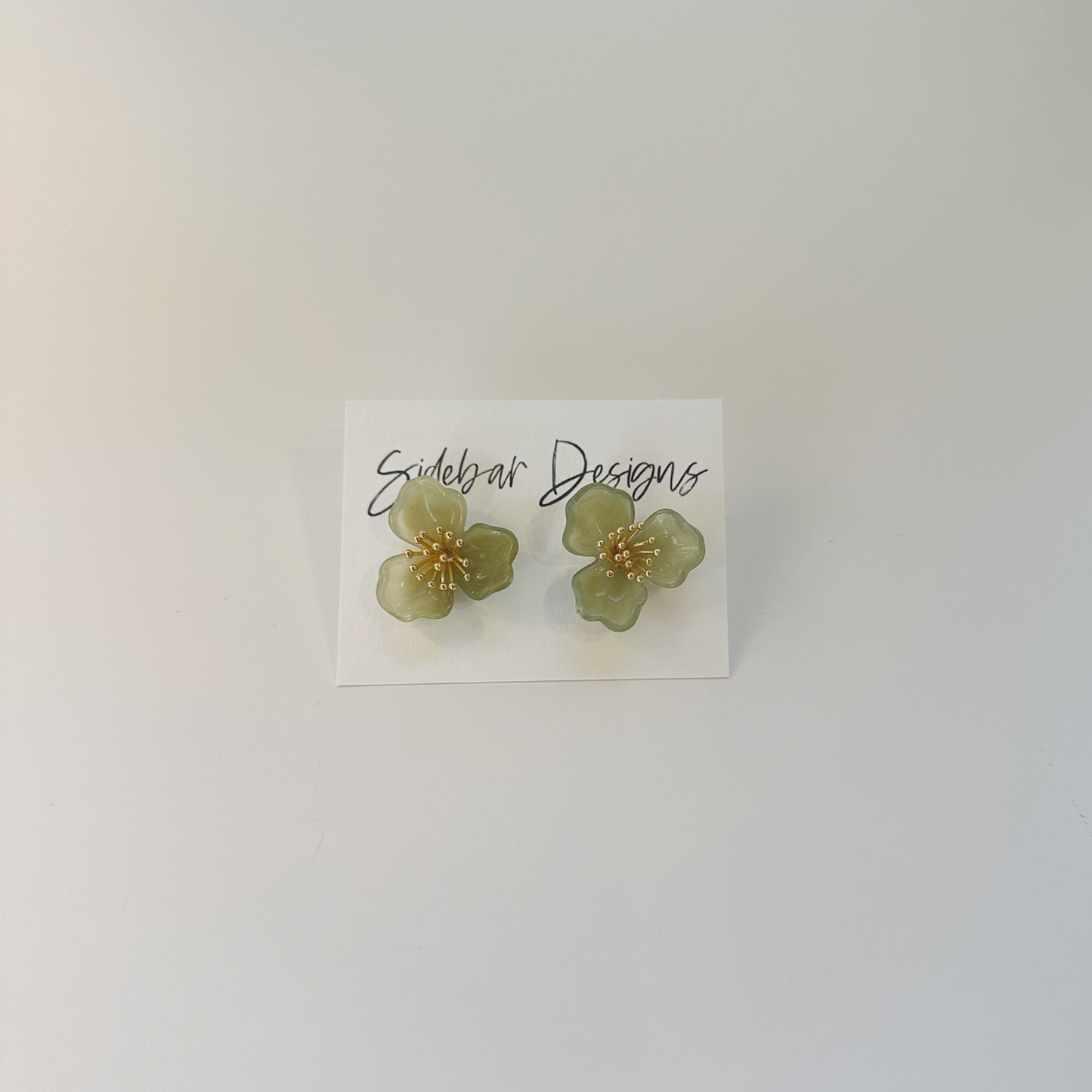 Earrings - The Trillium Stud