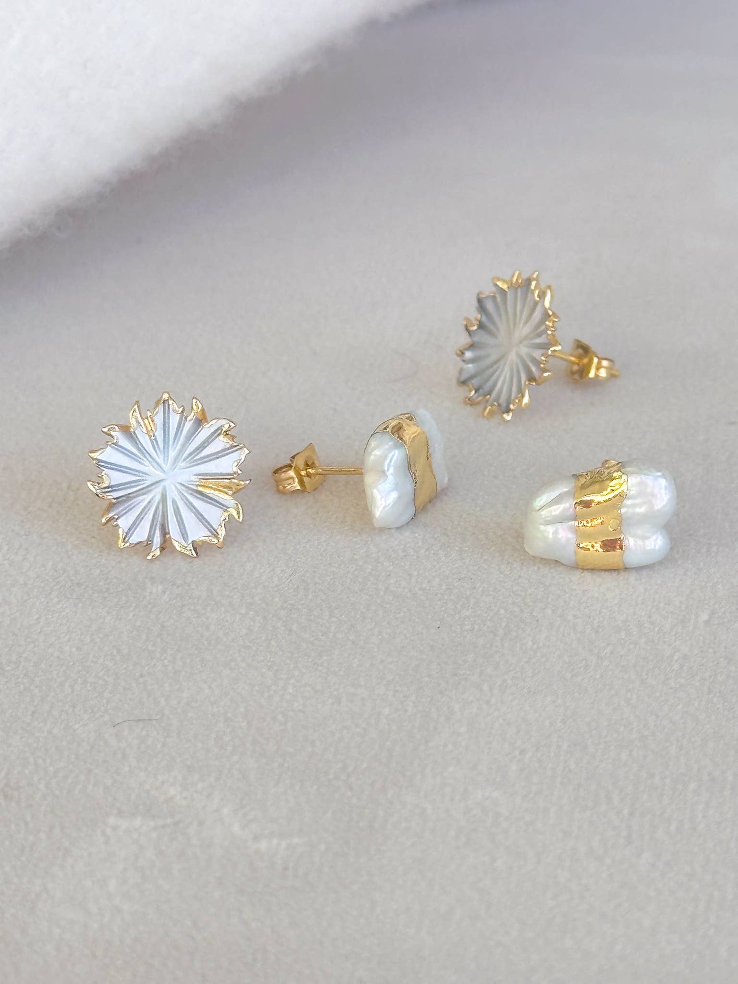 Pure Pearl Stud