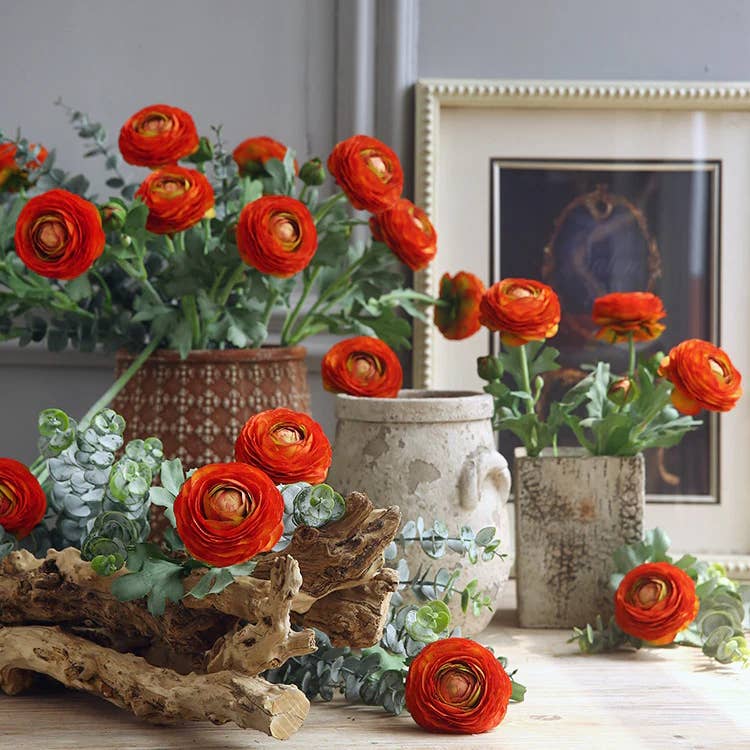 19"-Real Touch Ranunculus