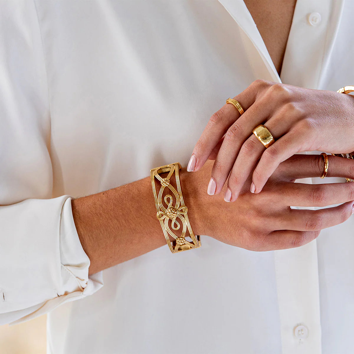 Monique Hinged Bangle - Gold