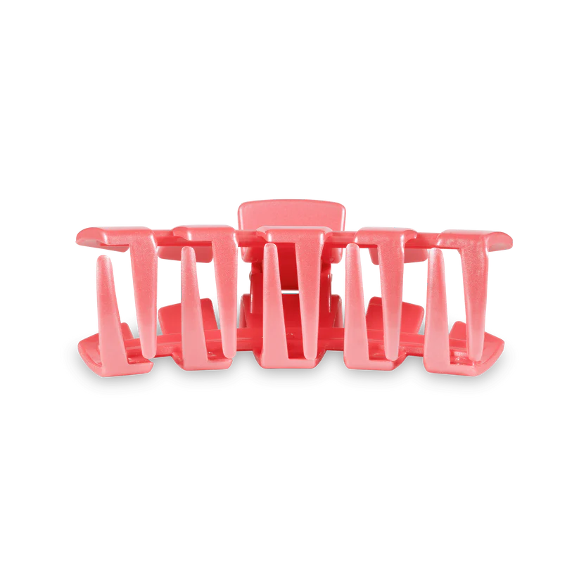 Calming Coral Classic Claw Clip