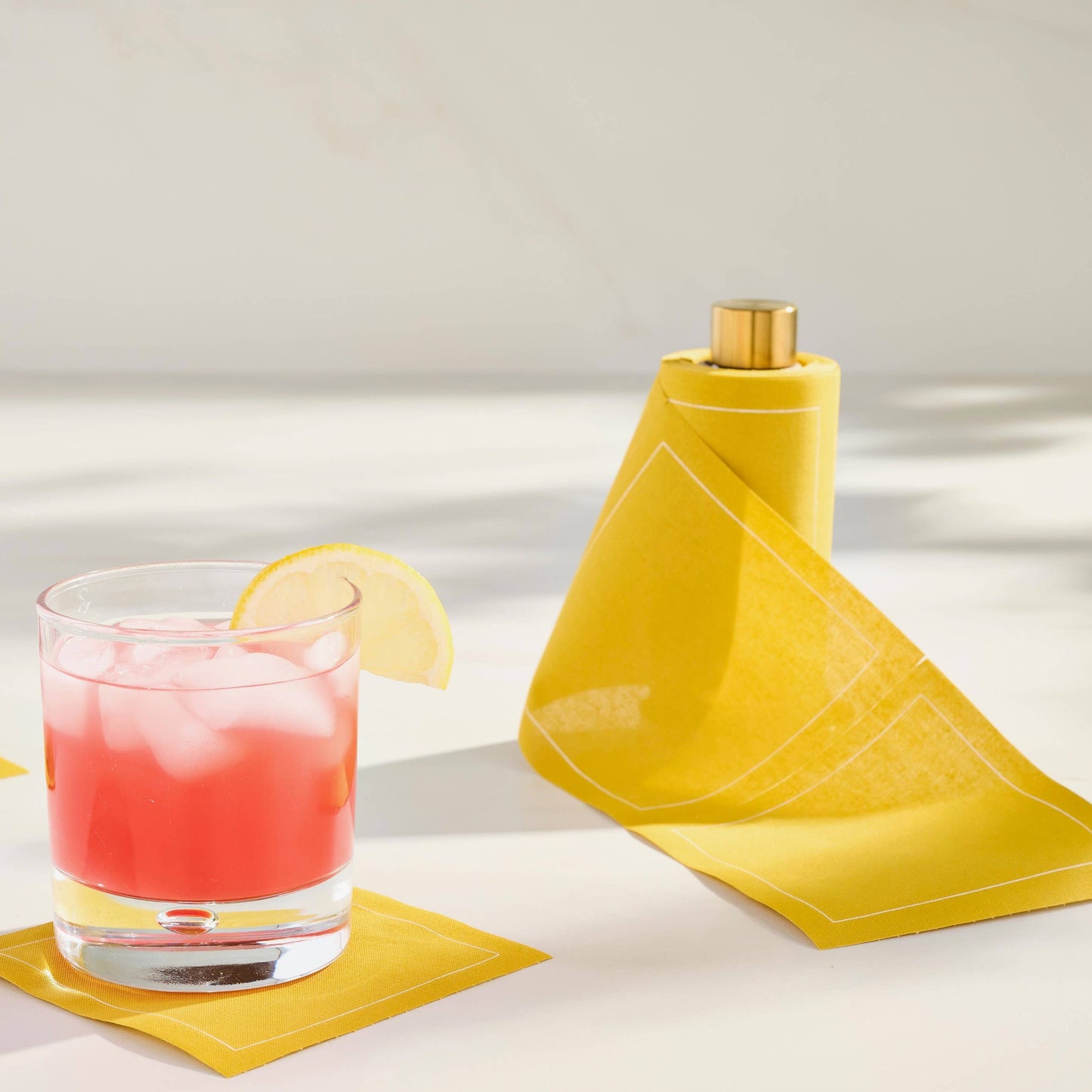 Exclusive Cocktail Napkin Stand in Gold