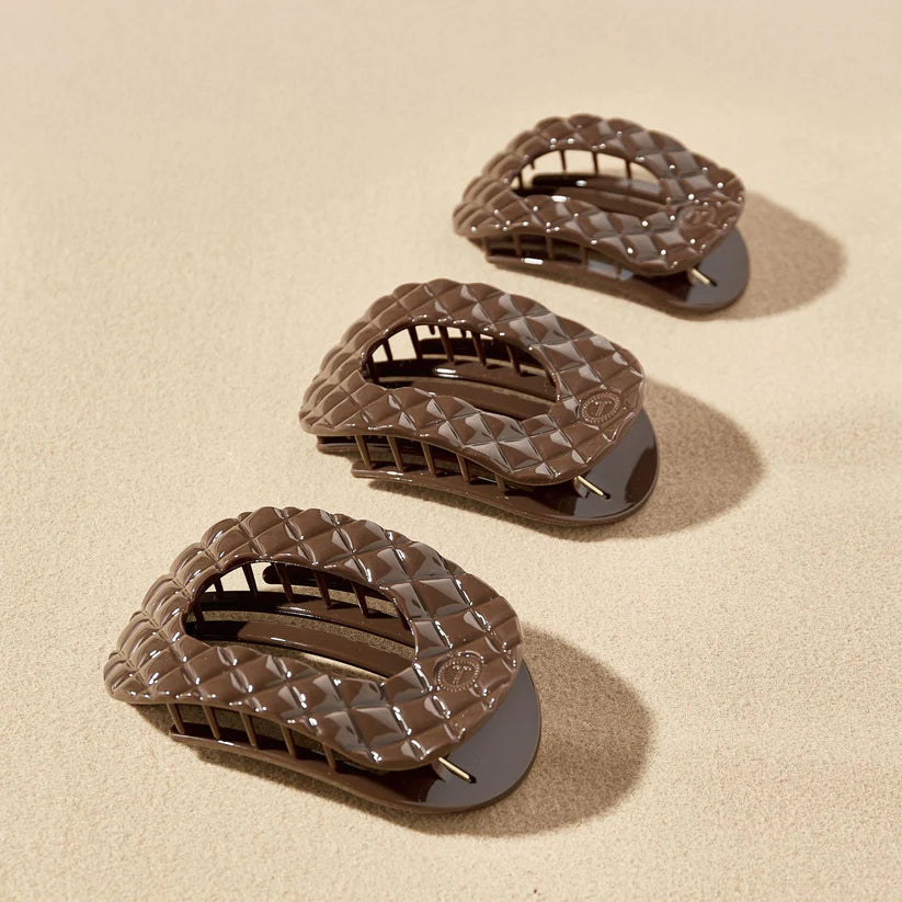 Truly Taupe Quilted Round Clip