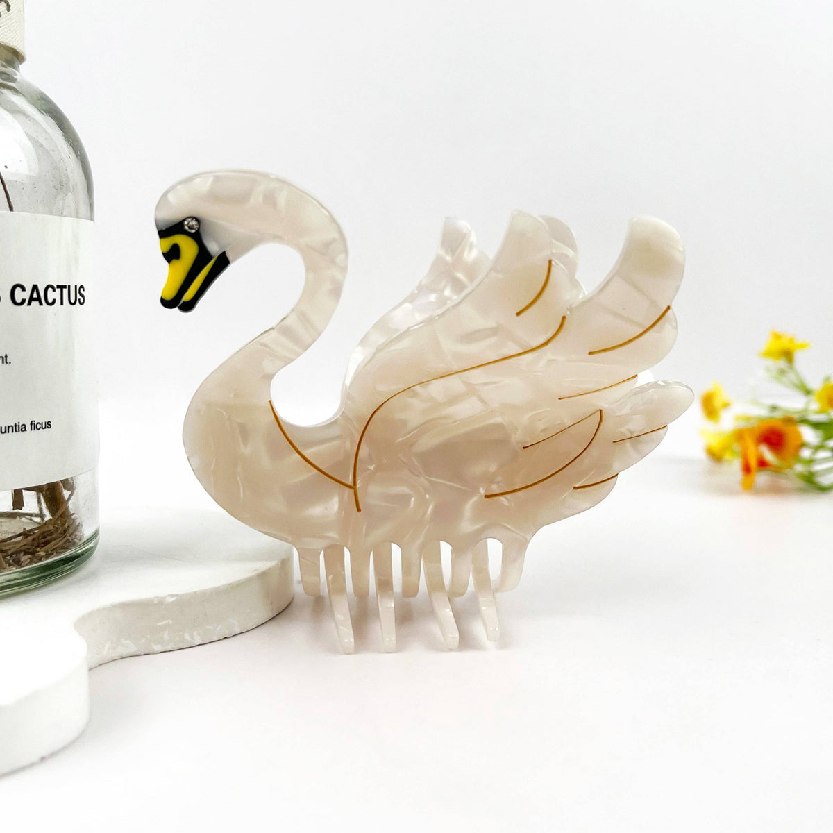 Elegant Swan Acetate Animal Hair Claw Clip
