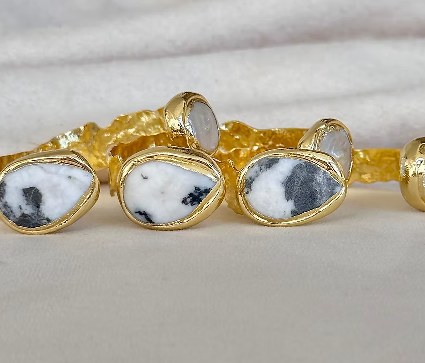 Mist Medium Cuff - Zebra Jasper