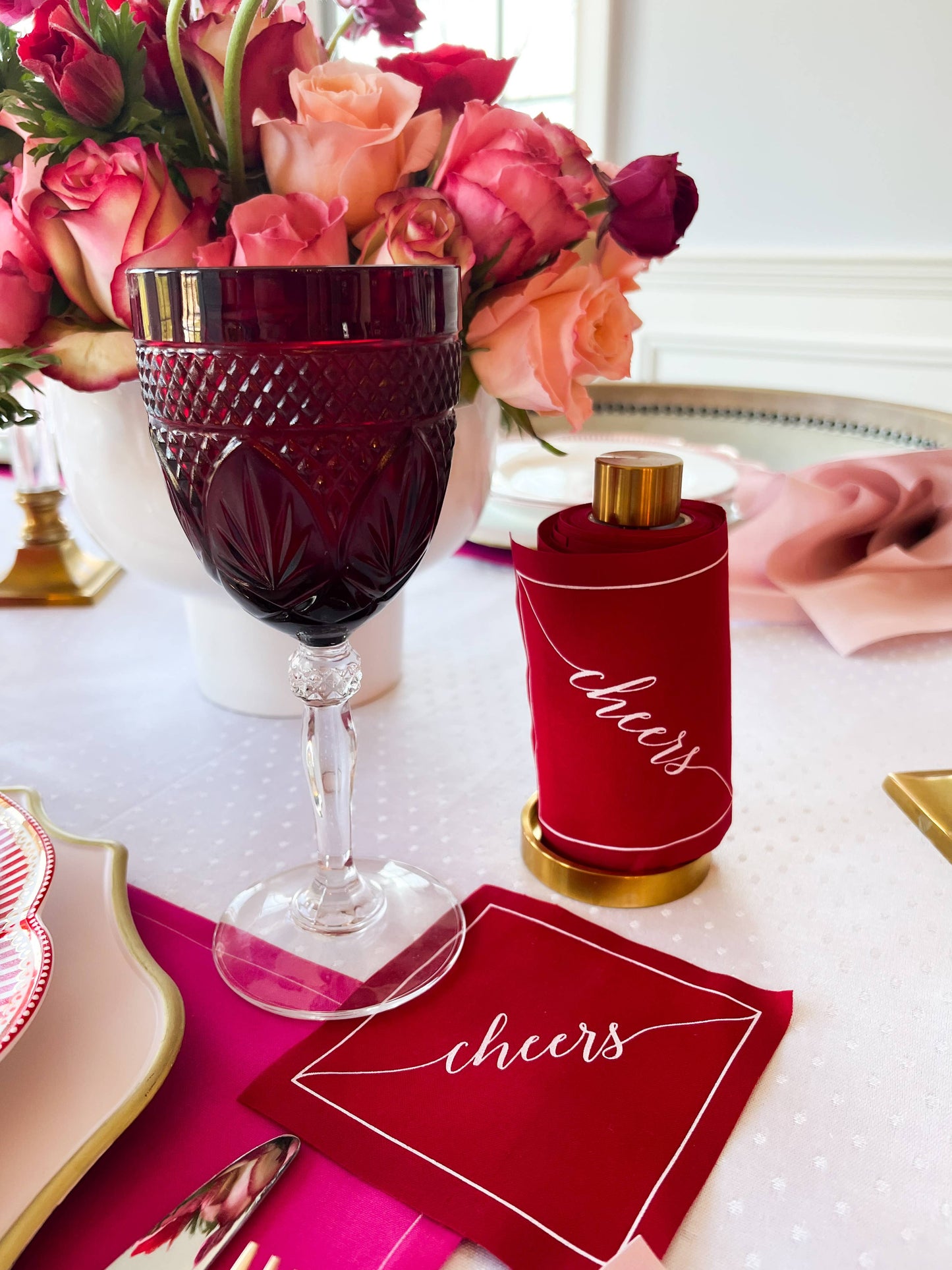 Cotton Cocktail Napkin Roll: The Red Carpet - White "Cheers"
