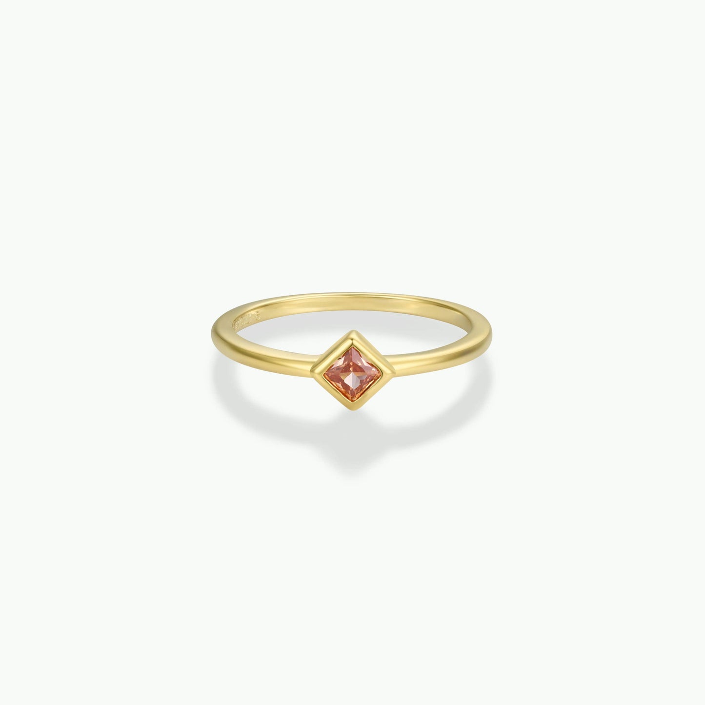 Diamond Stud Champagne Gold