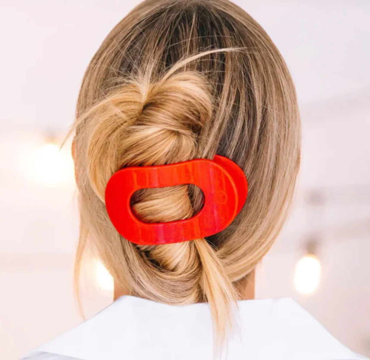 Rudolph Red Round Flat Clip