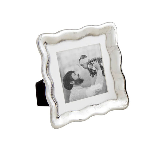 Square Wavy Metal Frame