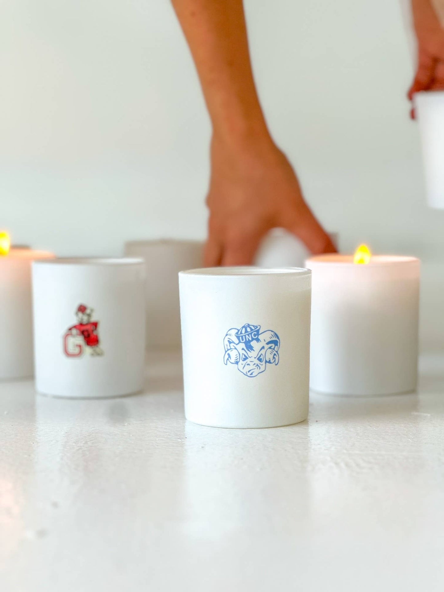 Collegiate Illustrated Glass 10 oz Soy Candle