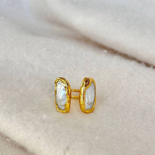 Double Pearl Ring