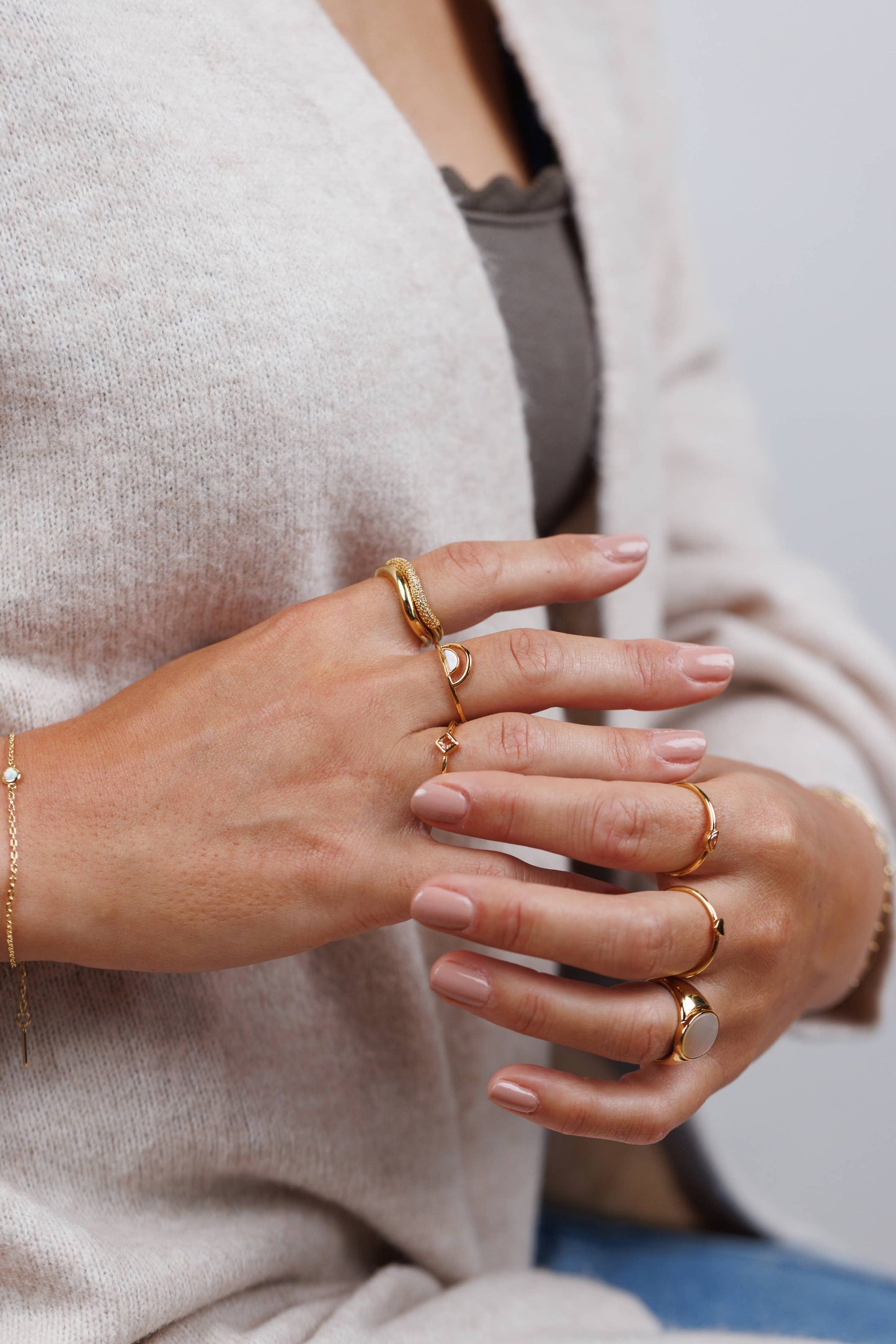 Diamond Stud Champagne Gold